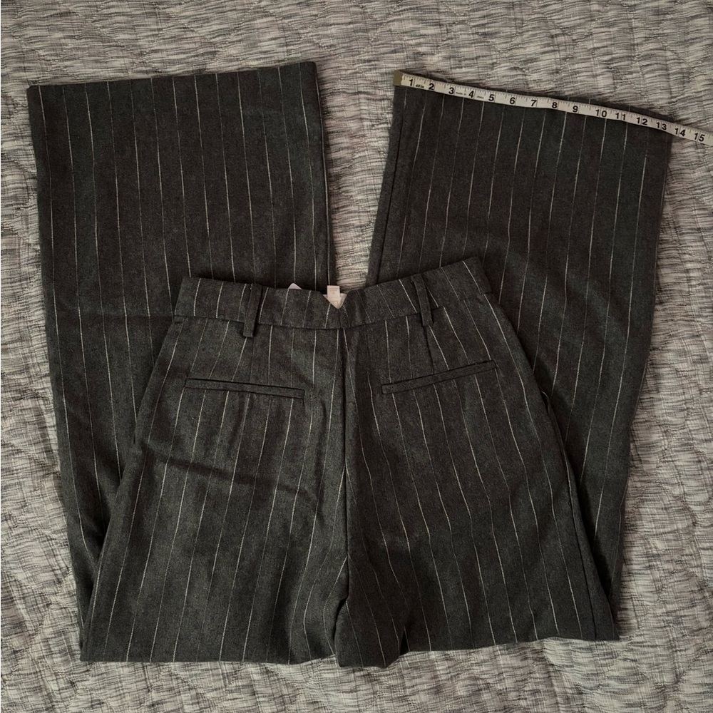 LeAL.X High Rise Wide Leg Gray Stripped Trousers Sz 8 NWT | High Rise Trousers- - Picture 2 of 9